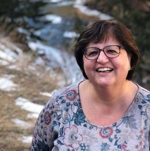 Meet your Posher, Nancy